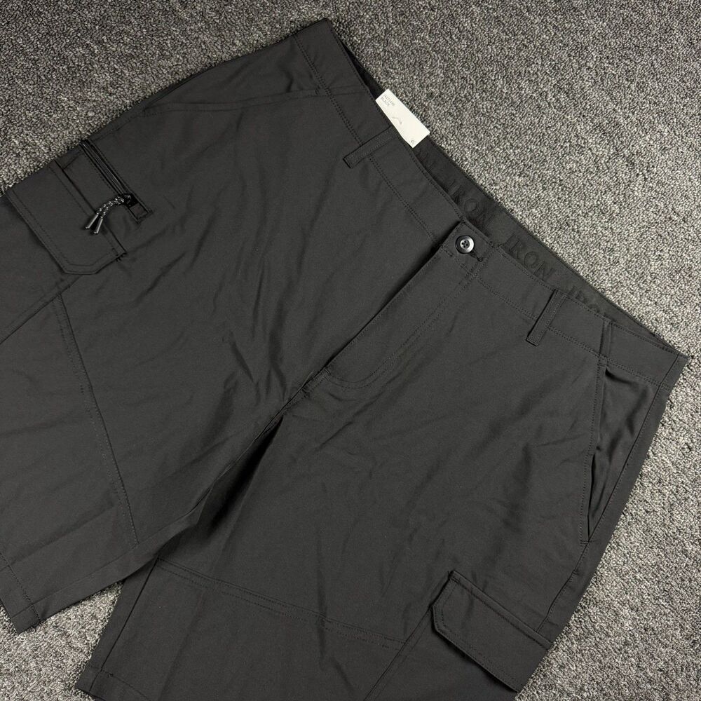 NWT Iron Co. Men's Stretch Hybrid Cargo Shorts Size 42 Black Gorpcore